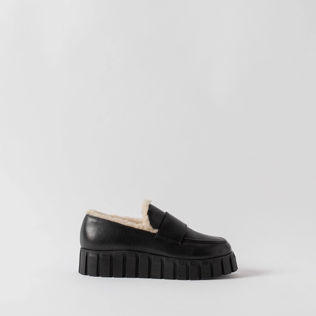 THE HANA LOAFER BLACK