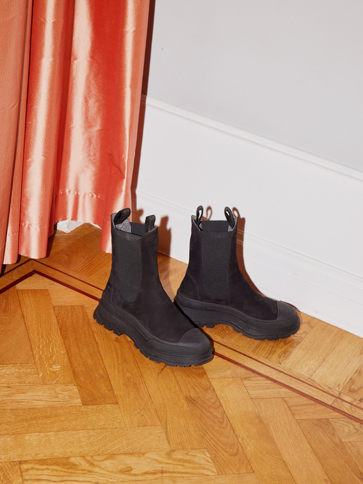 THE BALTIMORE WATER RESISTANT LEATHER BOOT BLACK