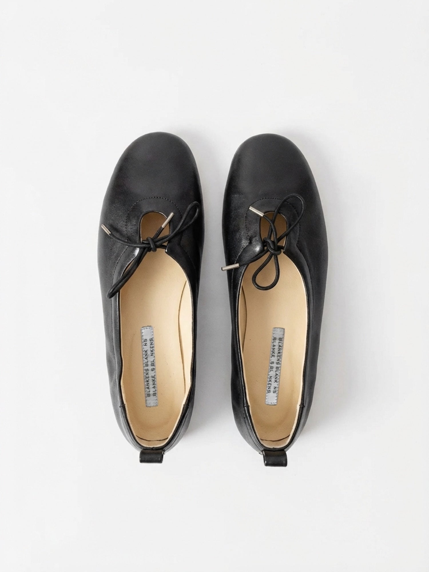 THE SOPHIE BLACK LEATHER BALLET FLATS