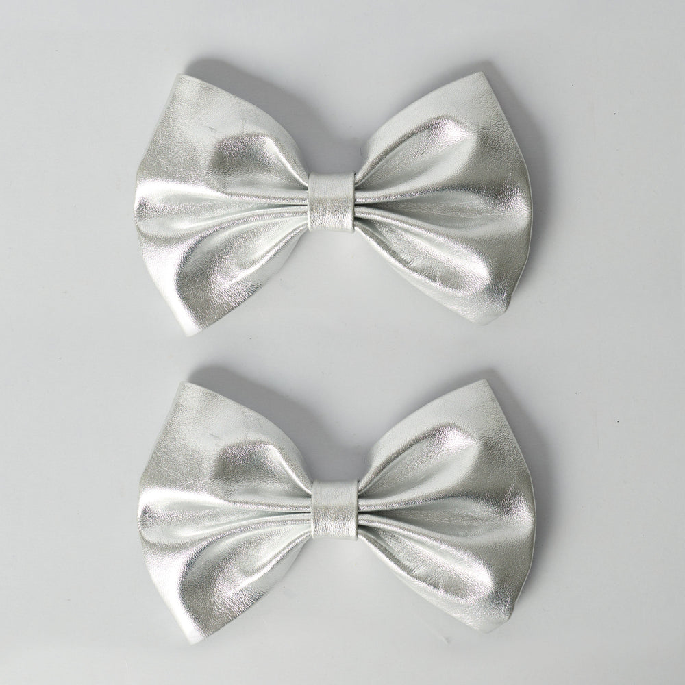 Blankens Silver Bow Clip-ons
