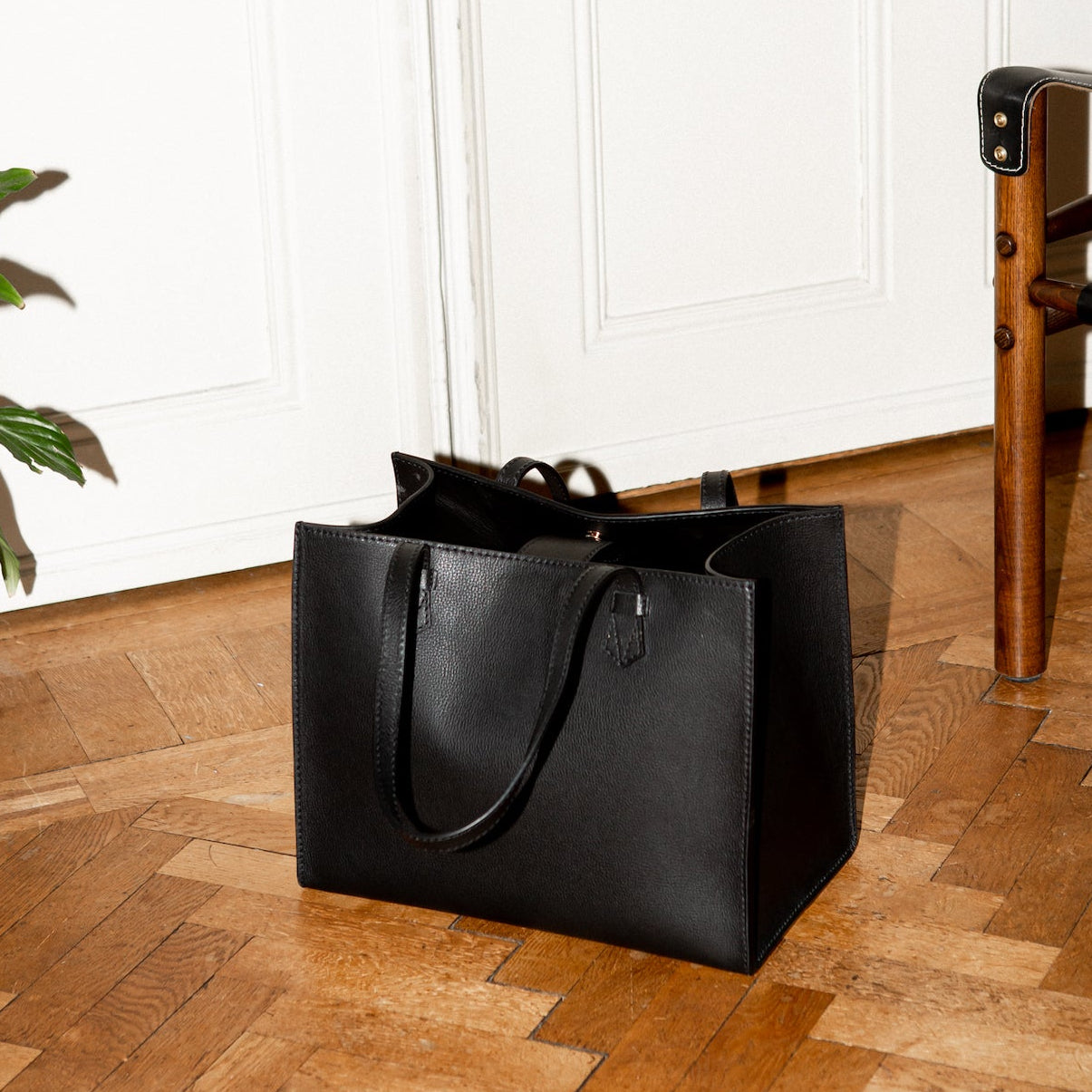 Blankens The Martha Black leather bag